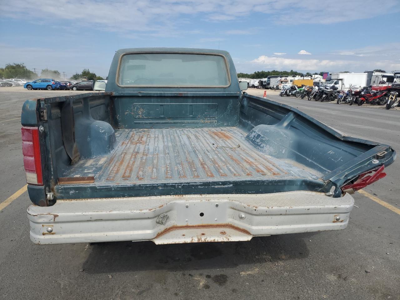 1986 Ford F250 VIN: 1FTEF26N9GPB56820 Lot: 71932375