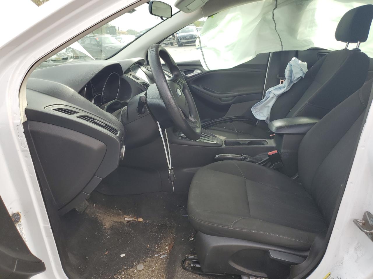 2015 Ford Focus Se VIN: 1FADP3F24FL281692 Lot: 84395185