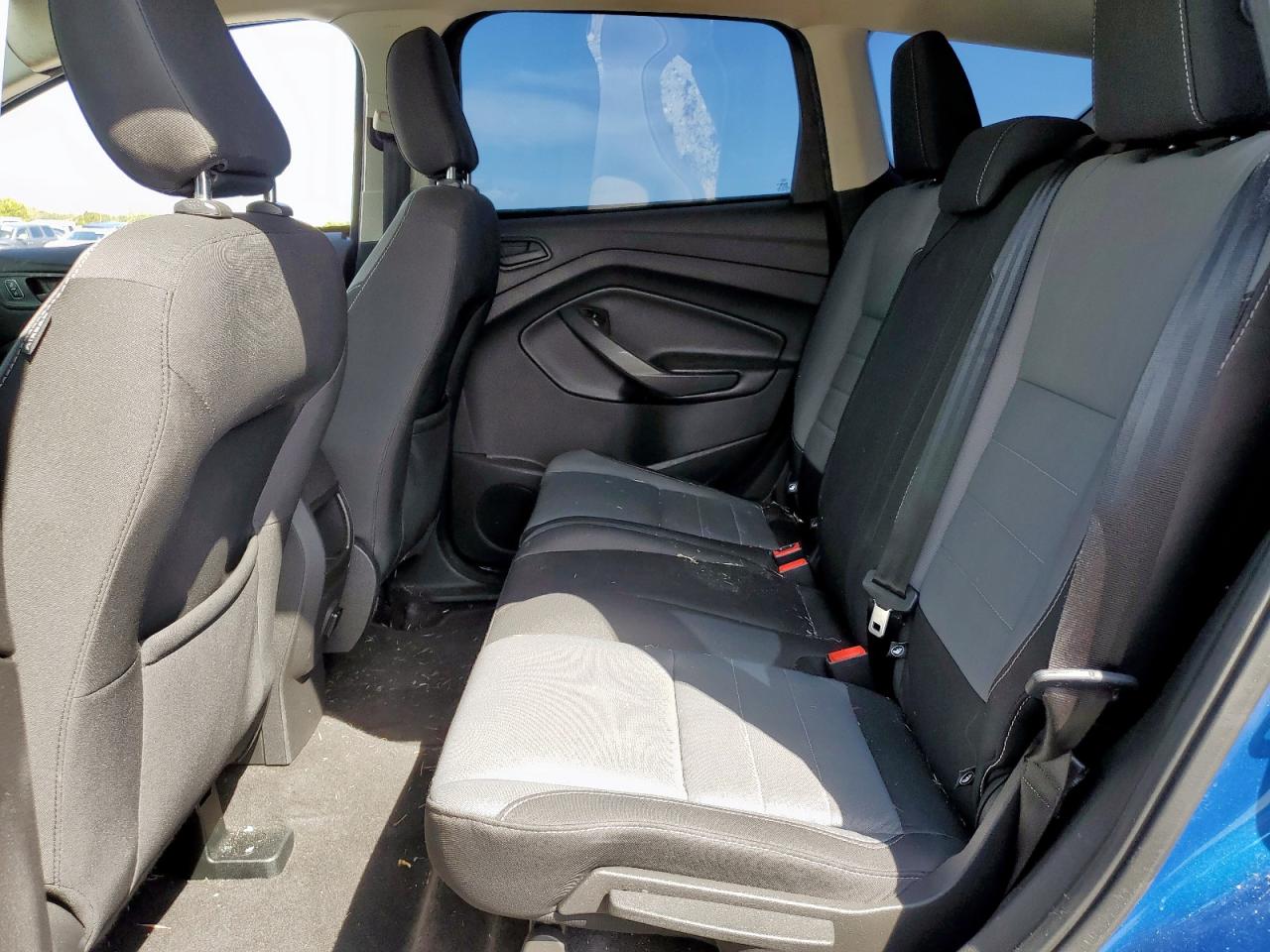 2018 Ford Escape S VIN: 1FMCU0F73JUC00365 Lot: 81161565