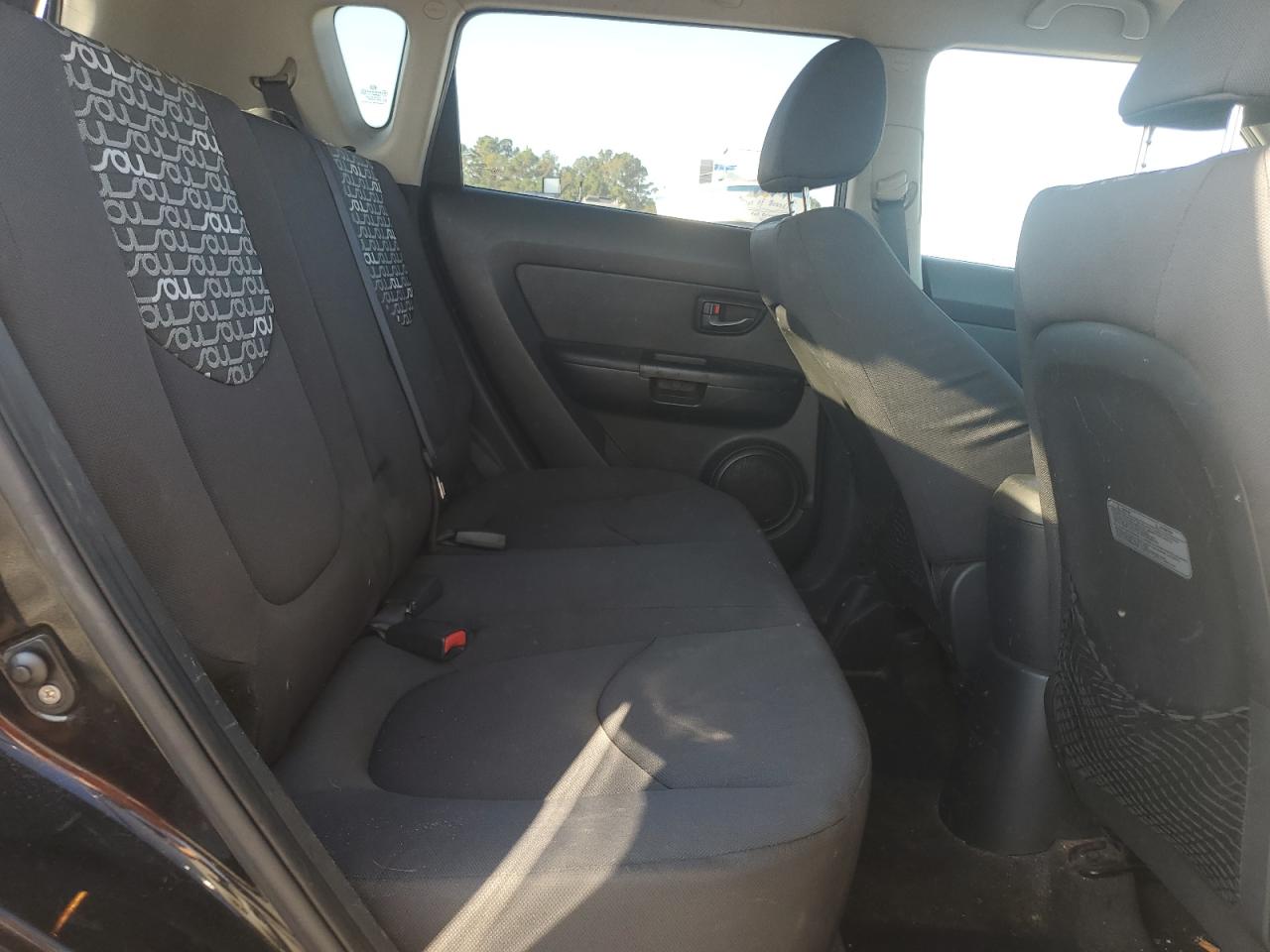 2011 Kia Soul + VIN: KNDJT2A24B7711475 Lot: 81771465