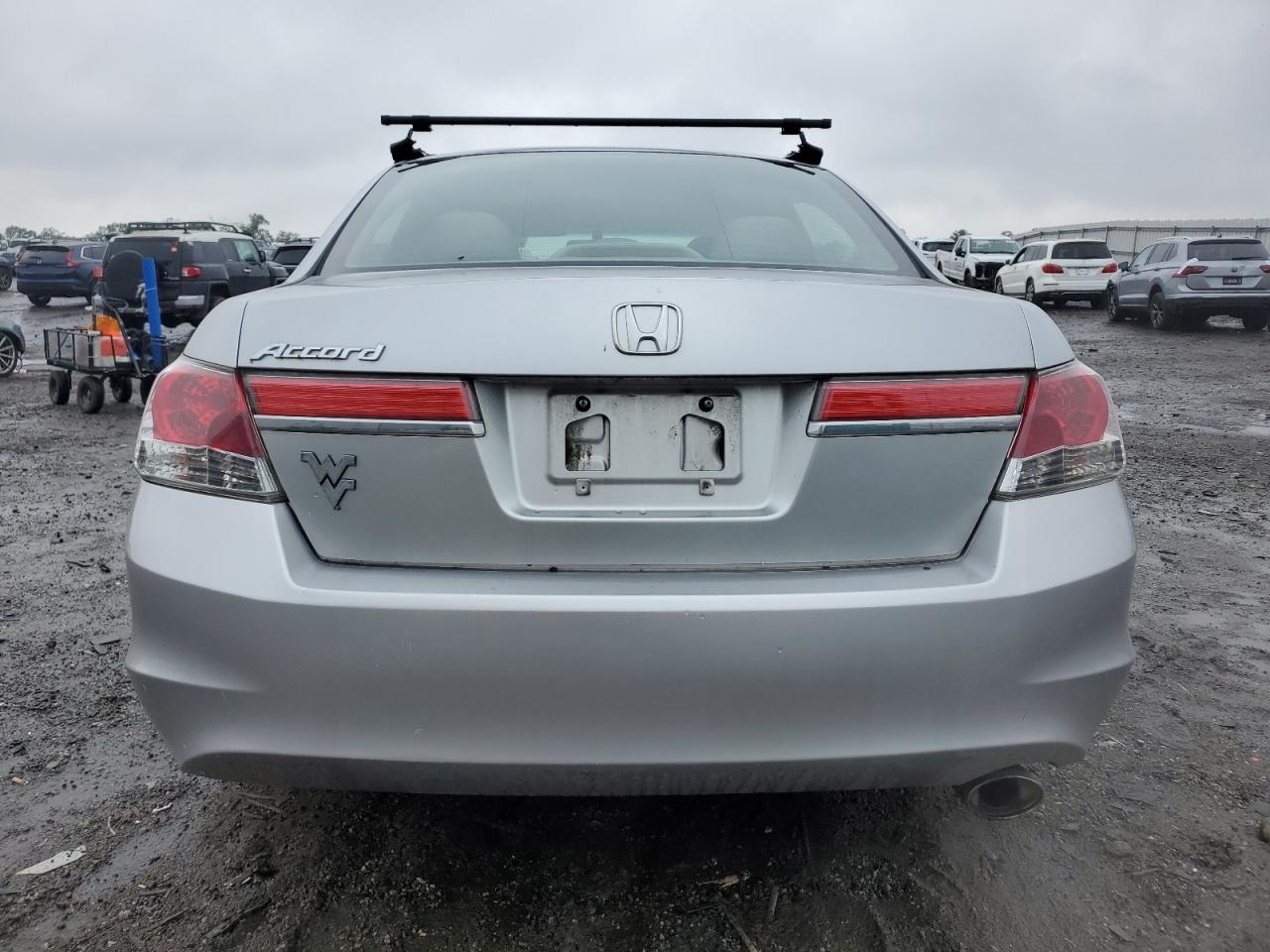 2011 Honda Accord Lx VIN: 1HGCP2F38BA017293 Lot: 83876905
