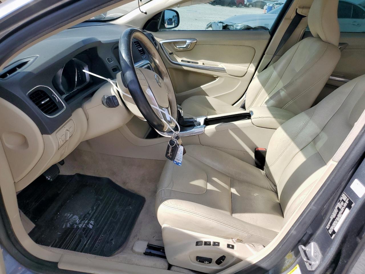 2016 Volvo S60 Premier VIN: YV126MFK7G2391566 Lot: 84582565