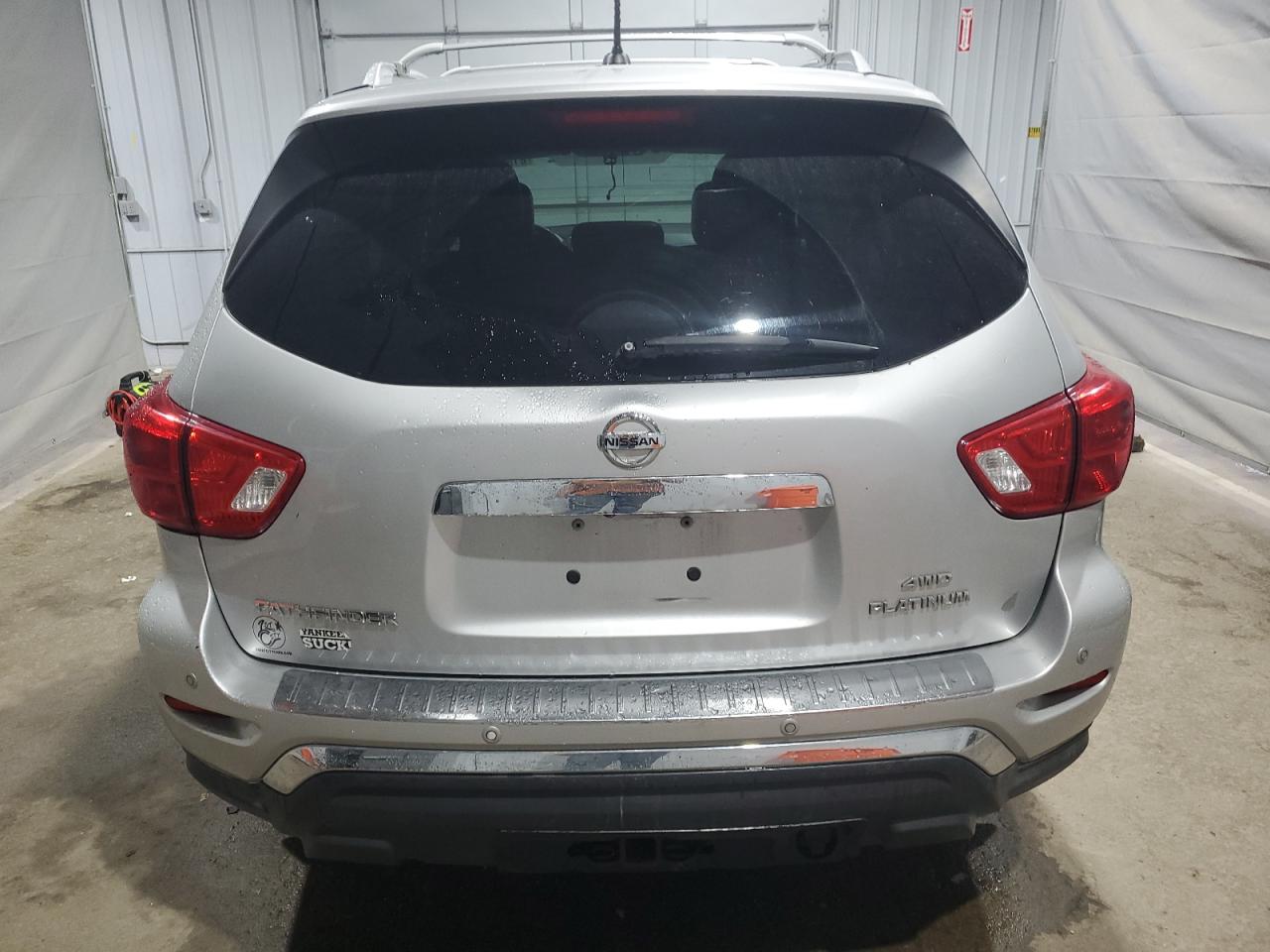 2017 Nissan Pathfinder S VIN: 5N1DR2MM6HC618221 Lot: 81800195