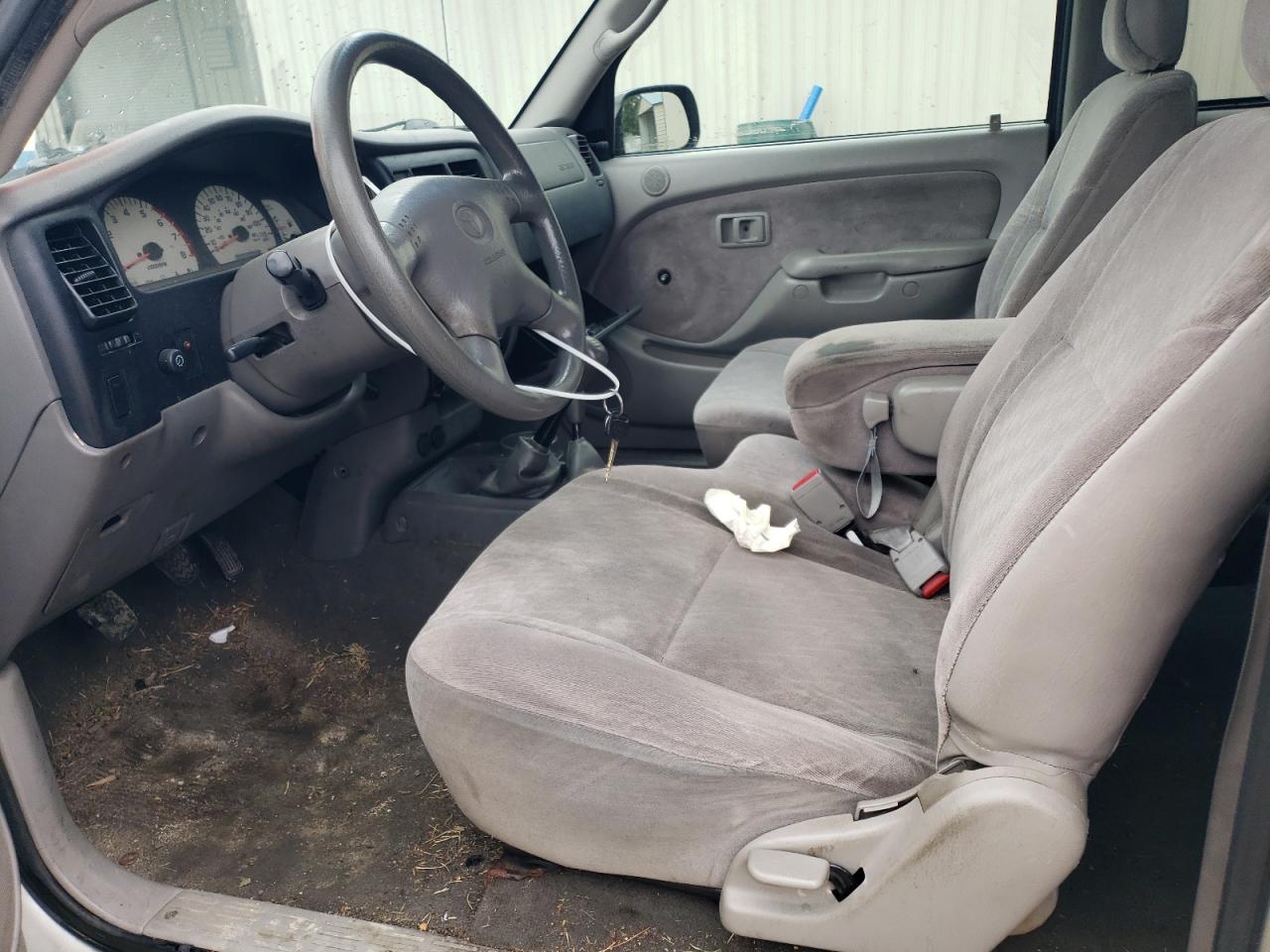 2004 Toyota Tacoma Xtracab VIN: 5TEWM72N24Z397555 Lot: 81655825