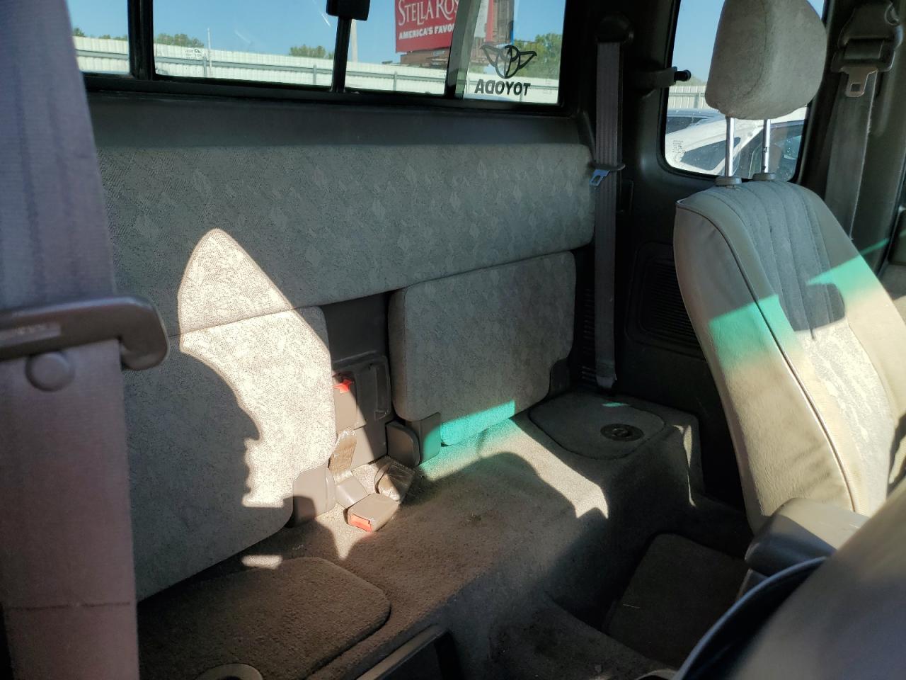 2000 Toyota Tacoma Xtracab VIN: 4TAWM72N5YZ626730 Lot: 81287955