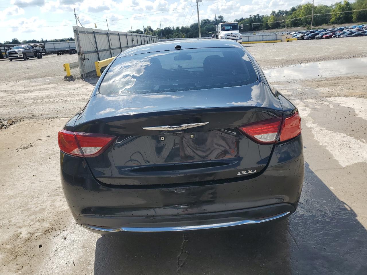 2015 Chrysler 200 Limited VIN: 1C3CCCAB5FN564023 Lot: 84415615