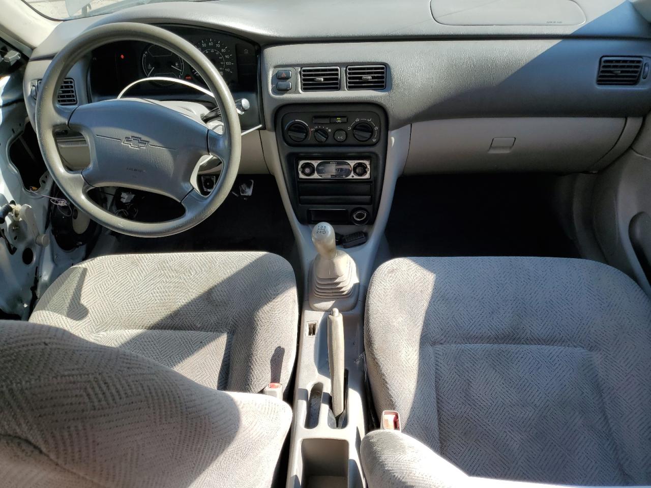 2002 Chevrolet Geo Prizm Base VIN: 1Y1SK52842Z408689 Lot: 80474435