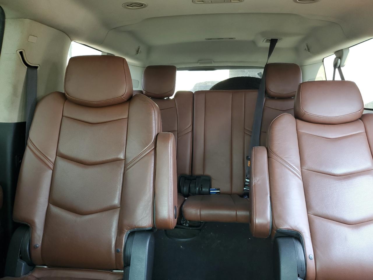 2015 Cadillac Escalade Esv Luxury VIN: 1GYS4SKJ6FR638945 Lot: 81321525