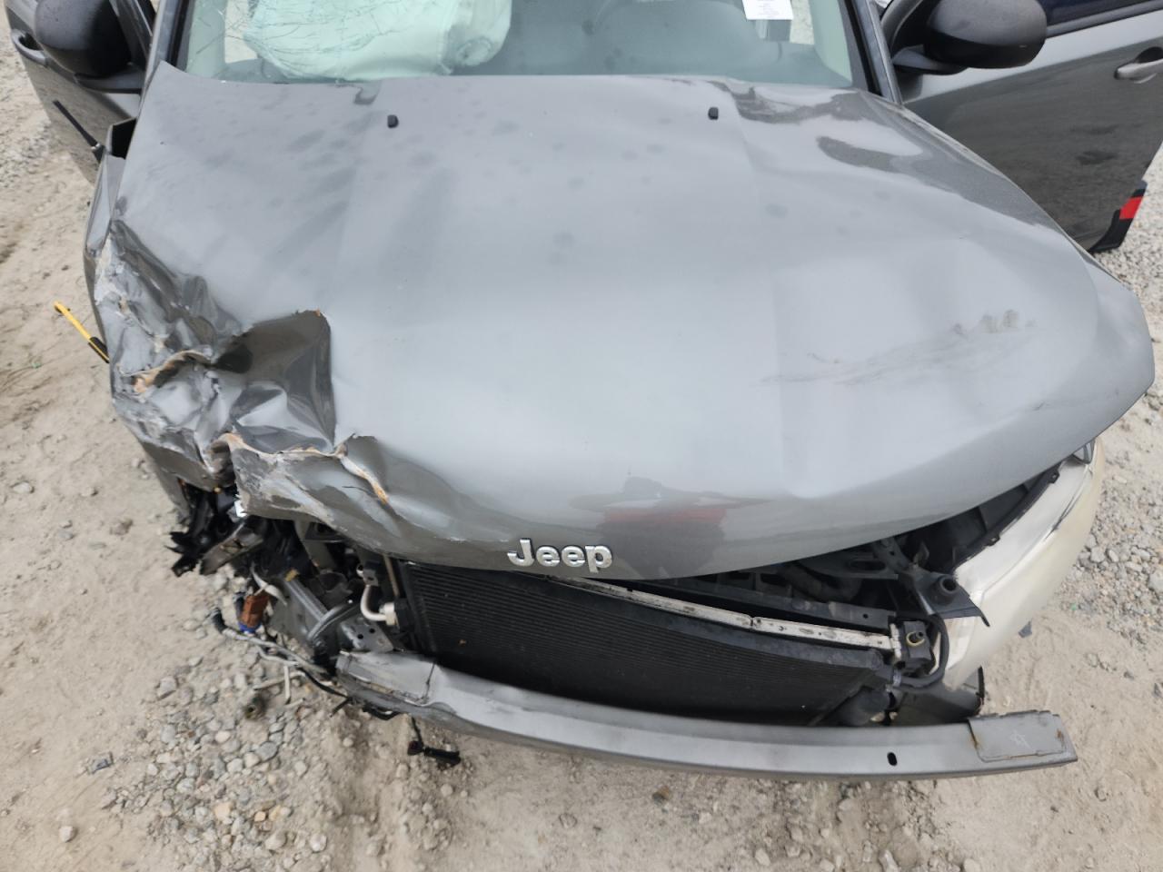 2013 Jeep Compass Latitude VIN: 1C4NJCEA1DD238234 Lot: 81928065