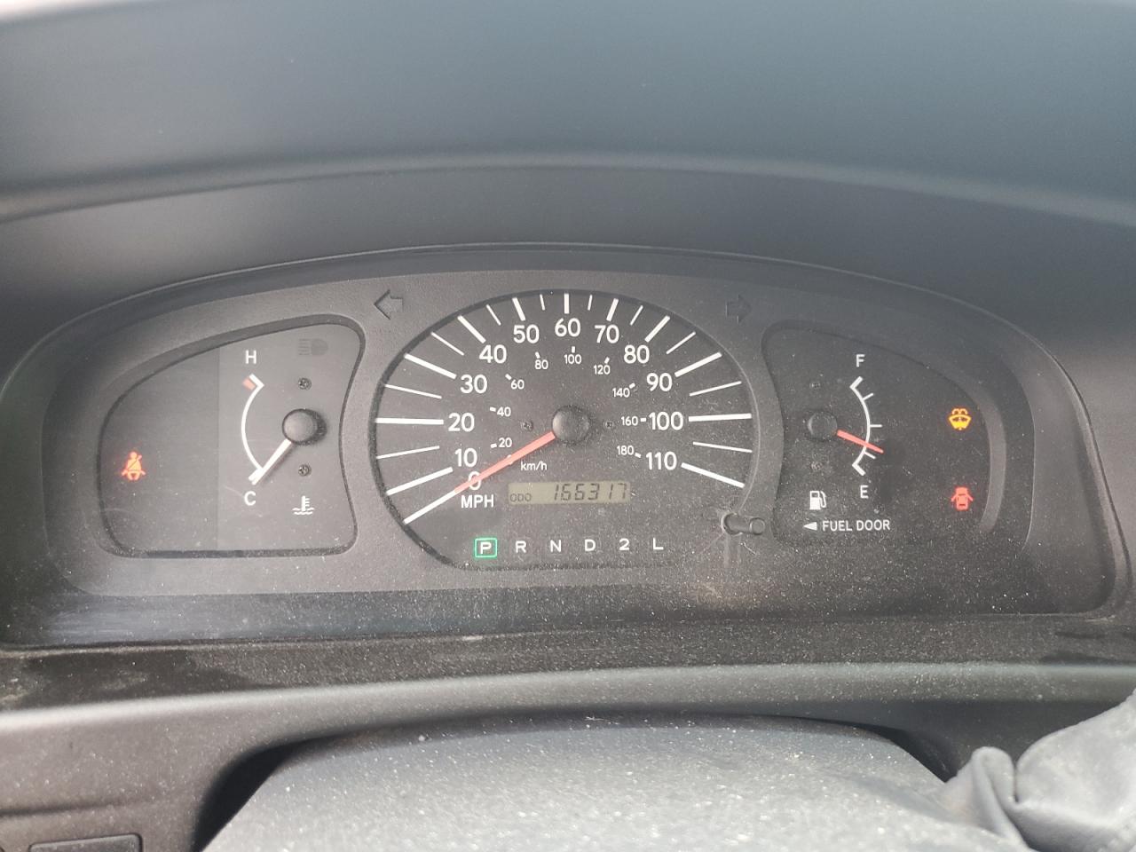 2000 Toyota Sienna Ce VIN: 4T3ZF19C4YU199246 Lot: 70939745