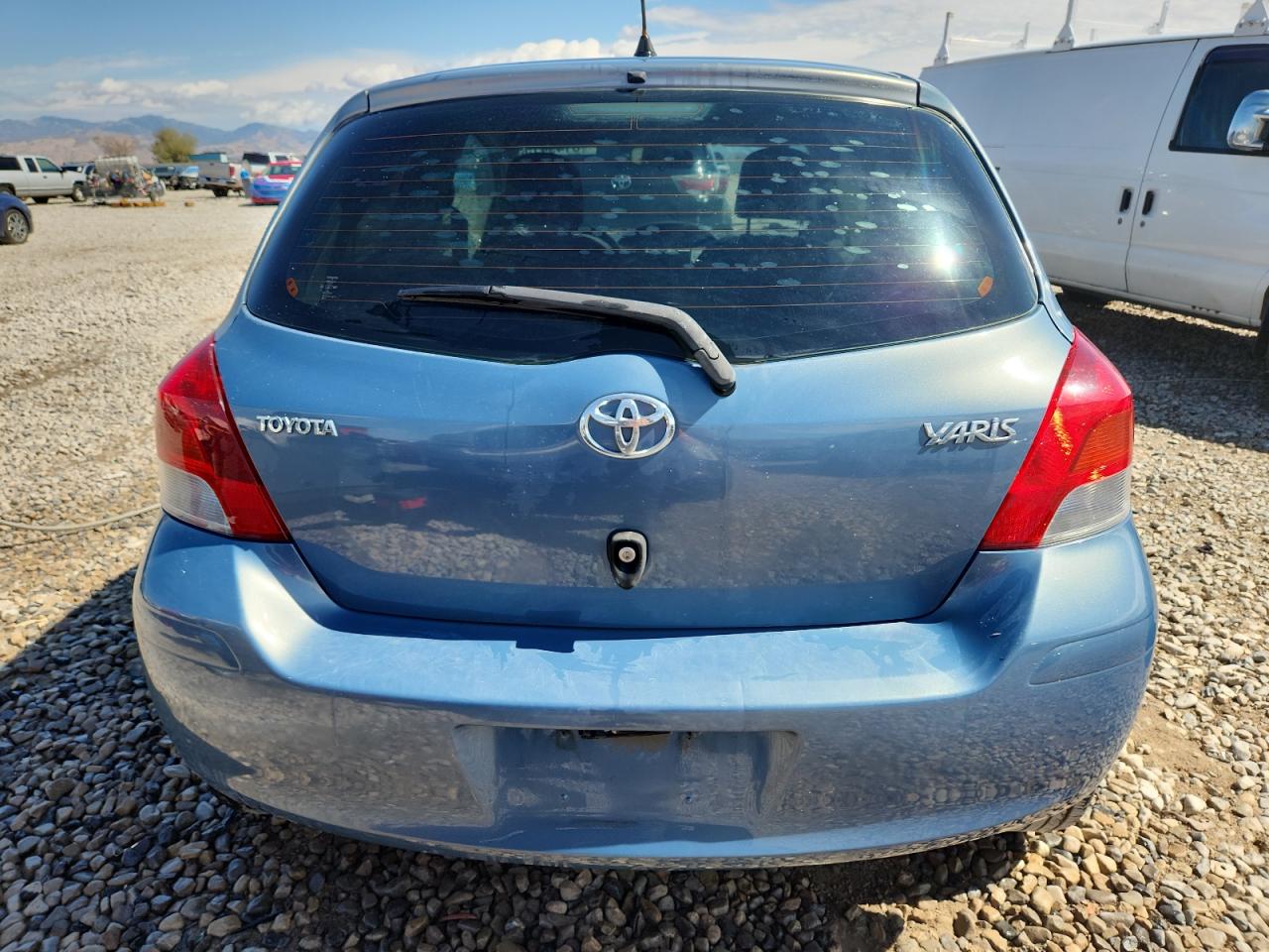 2010 Toyota Yaris VIN: JTDJT4K30A5281778 Lot: 81494155