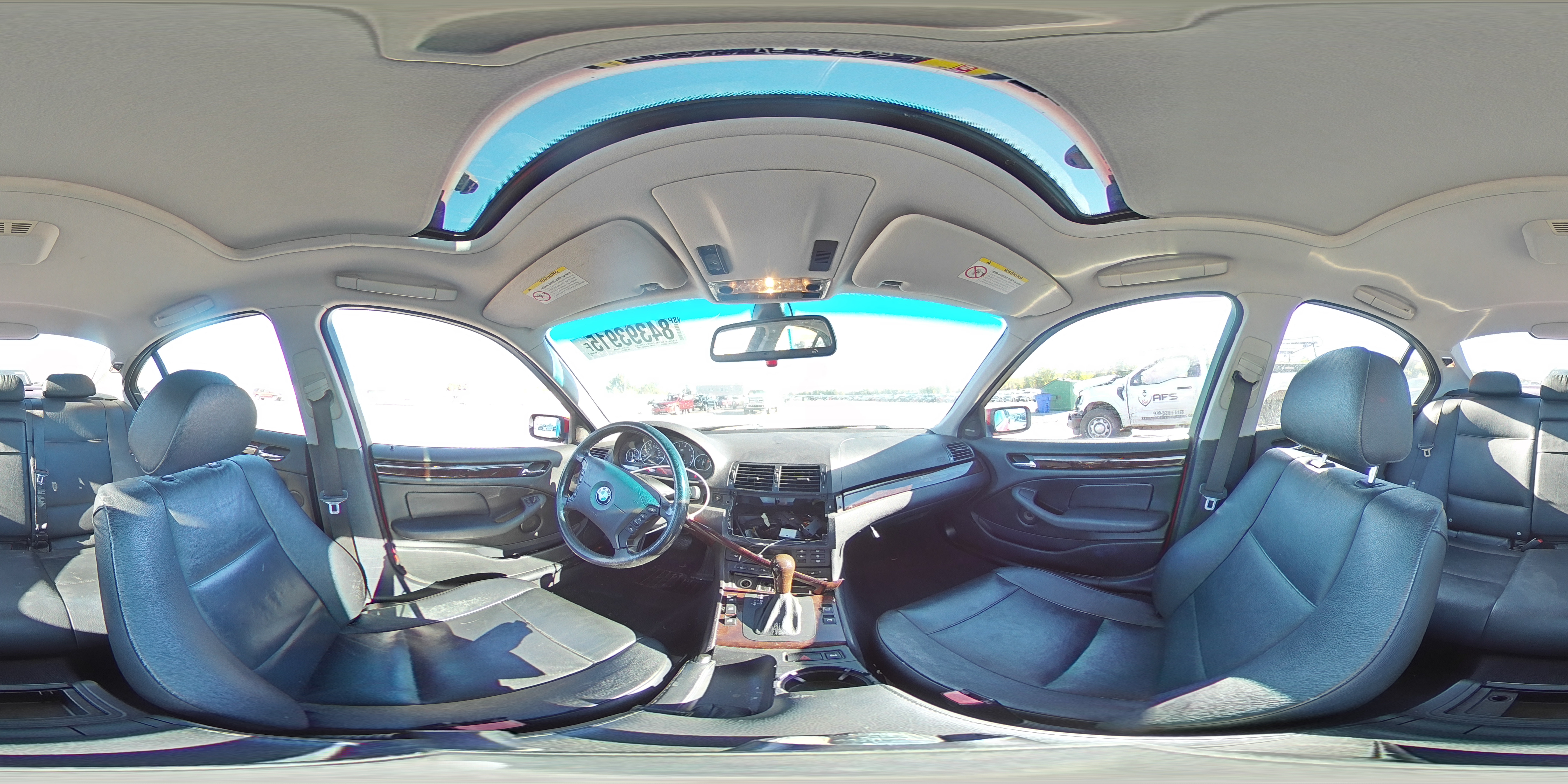 2005 BMW 330 Xi VIN: WBAEW53435PN37232 Lot: 84393915