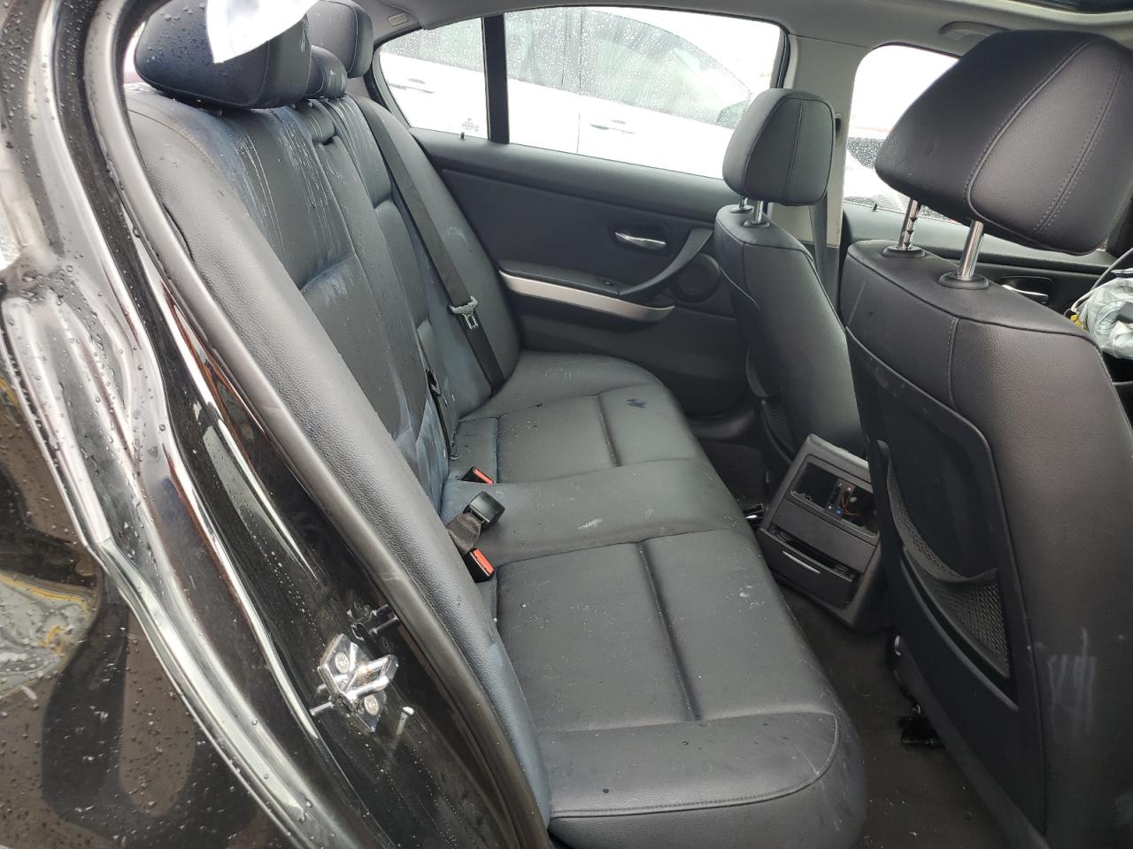 2006 BMW 330 Xi VIN: WBAVD33526KL52459 Lot: 81014345