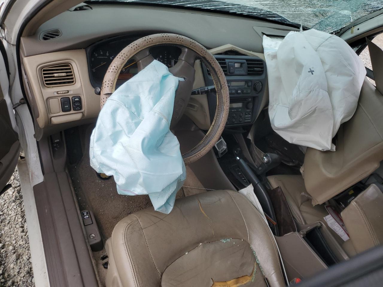 2000 Honda Accord Ex VIN: 1HGCG1651YA073340 Lot: 81642825