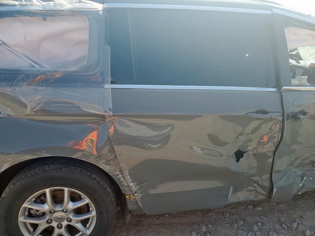 2022 Chrysler Pacifica Touring L VIN: 2C4RC1BG1NR195182 Lot: 71674765