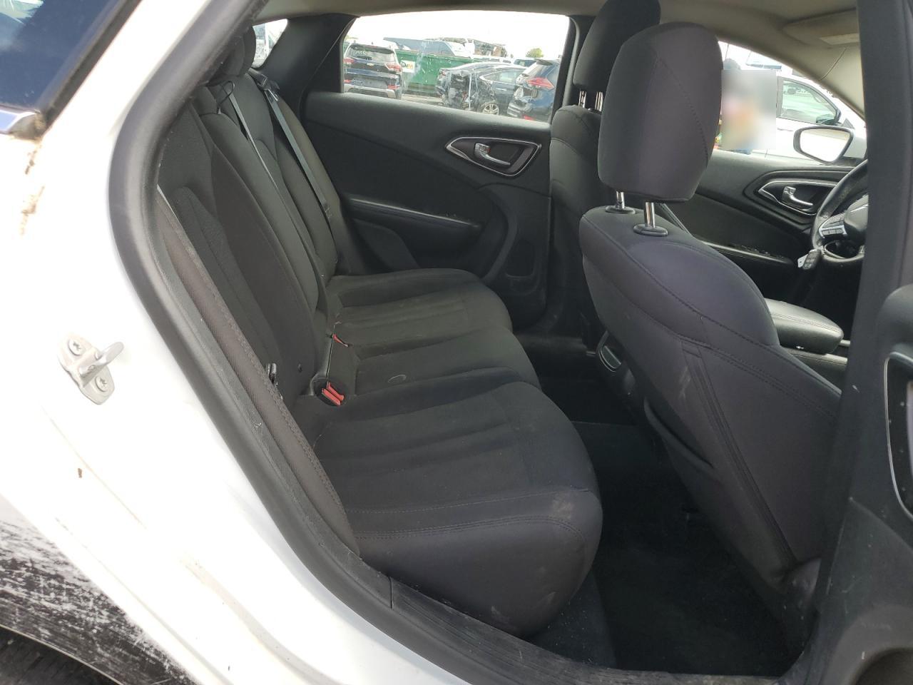 2015 Chrysler 200 Limited VIN: 1C3CCCAB1FN730991 Lot: 71110815