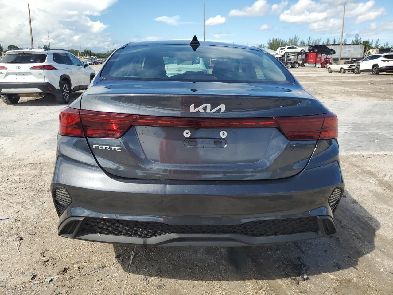 2024 Kia Forte Lx VIN: 3KPF24AD5RE762502 Lot: 84208365