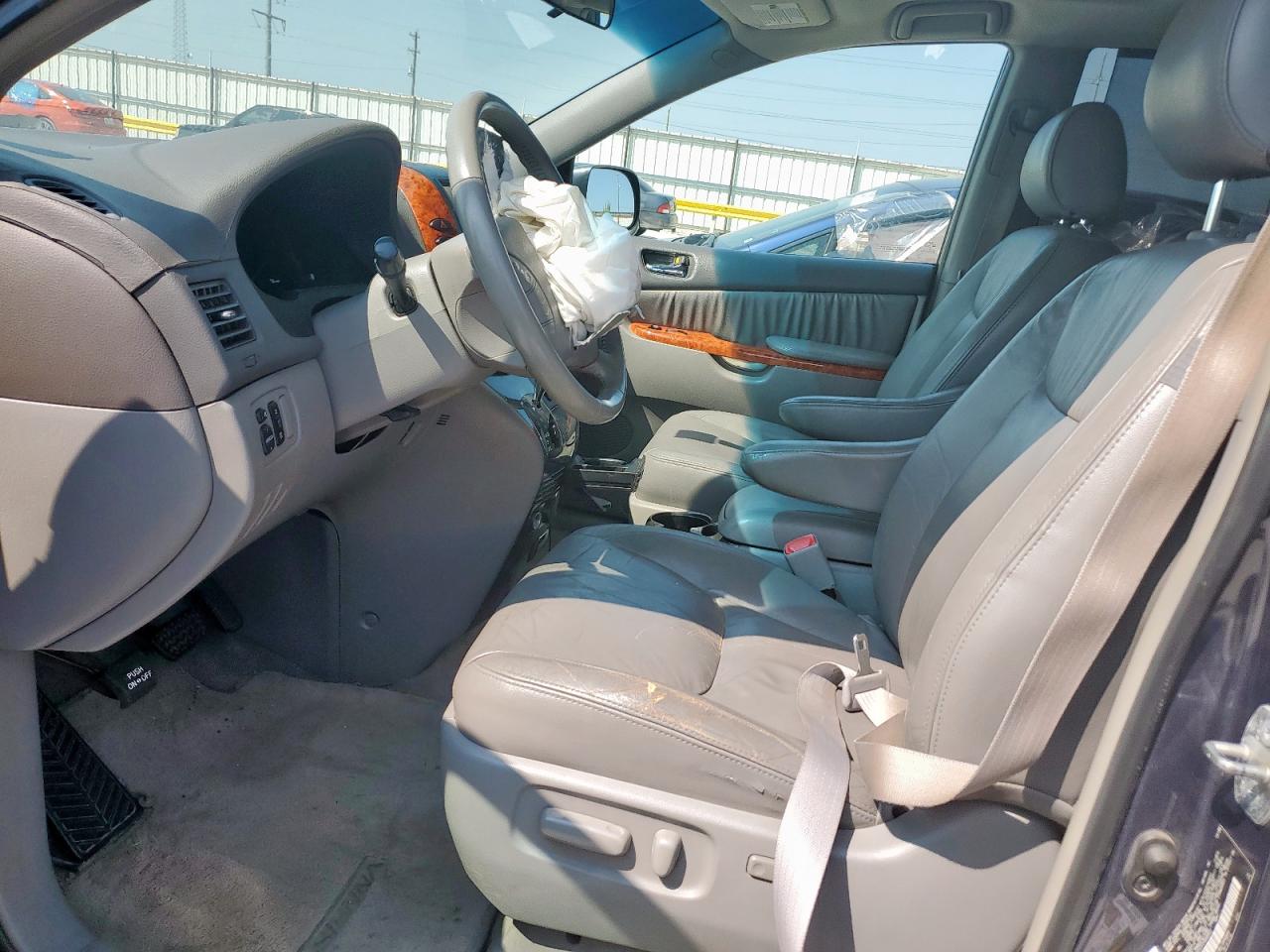 2007 Toyota Sienna Xle VIN: 5TDZK22C37S000652 Lot: 80224675