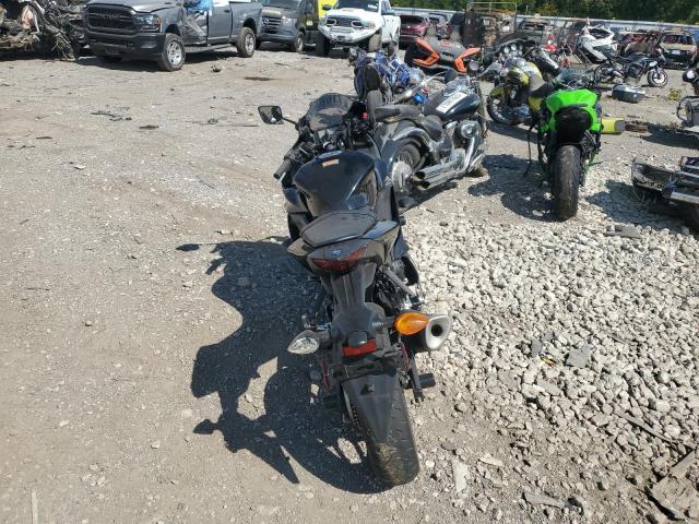 2022 YAMAHA YZFR3 A  