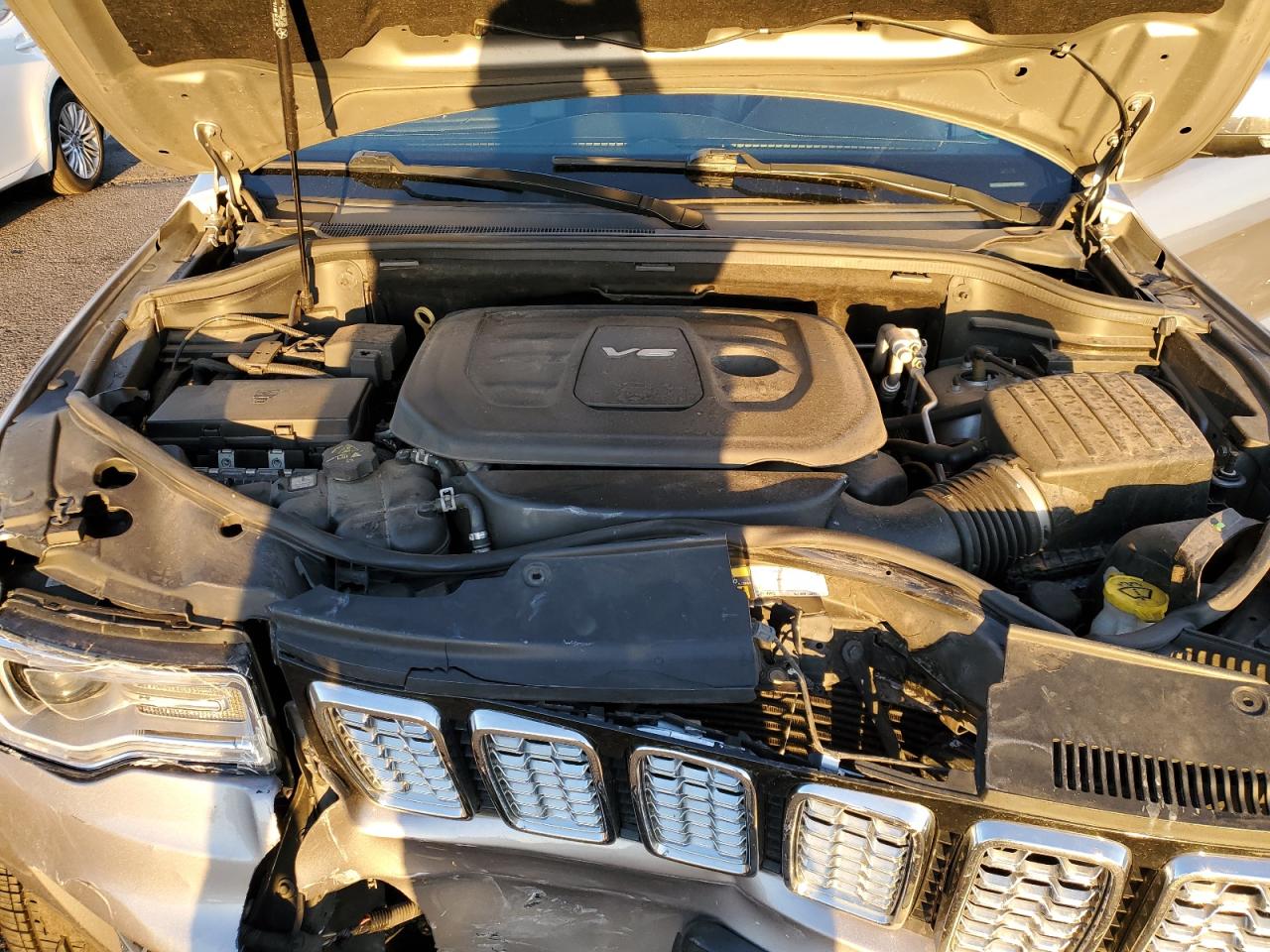 2017 Jeep Grand Cherokee Overland VIN: 1C4RJFCGXHC756588 Lot: 84282675