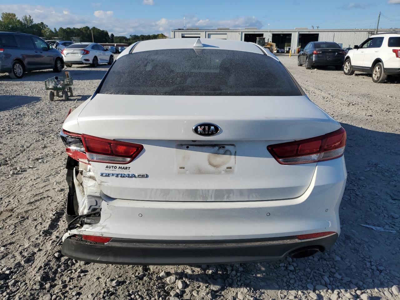 2017 Kia Optima Lx VIN: 5XXGT4L31HG175547 Lot: 84001565