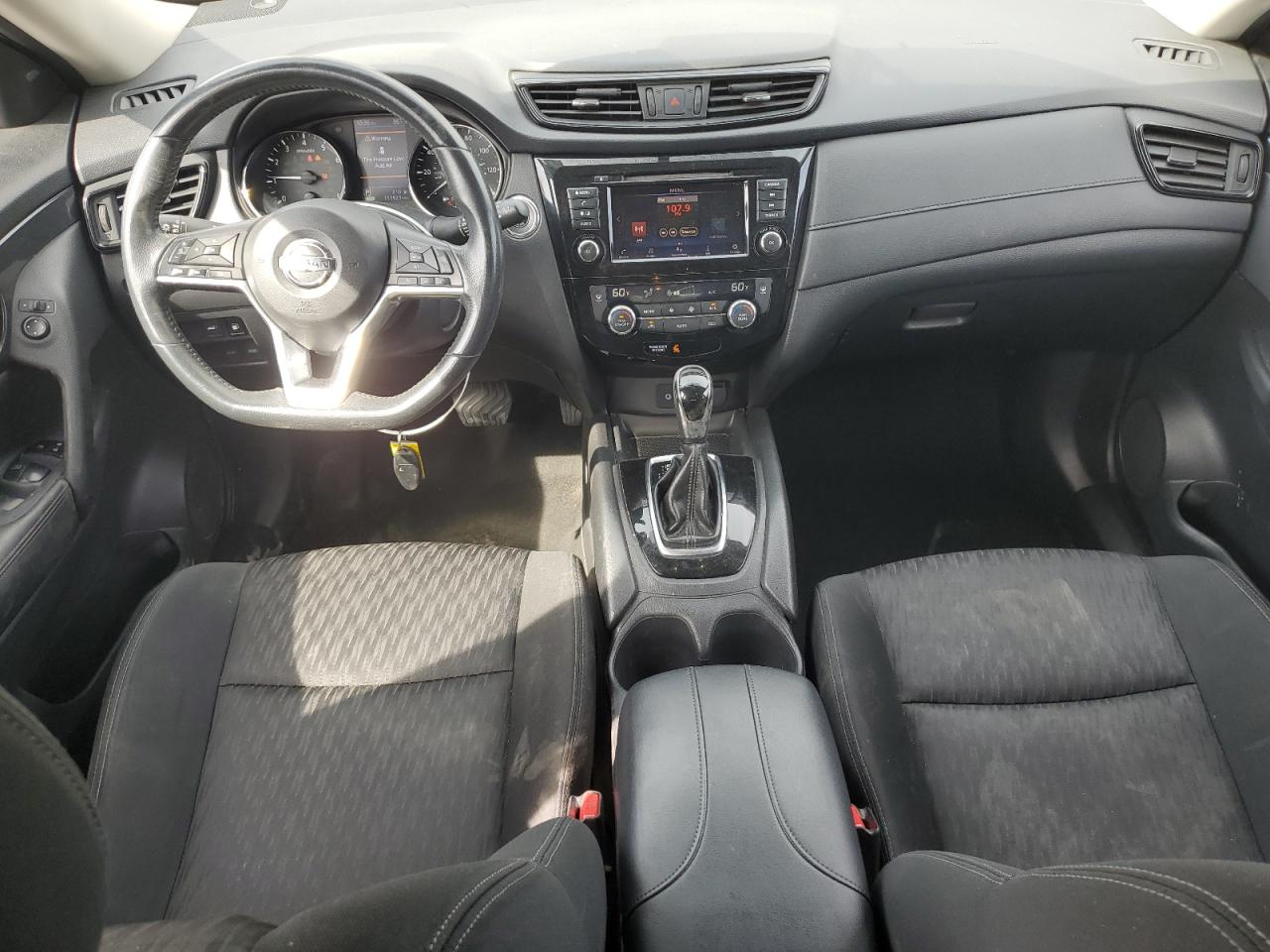 2018 Nissan Rogue S VIN: KNMAT2MT8JP526025 Lot: 84410515