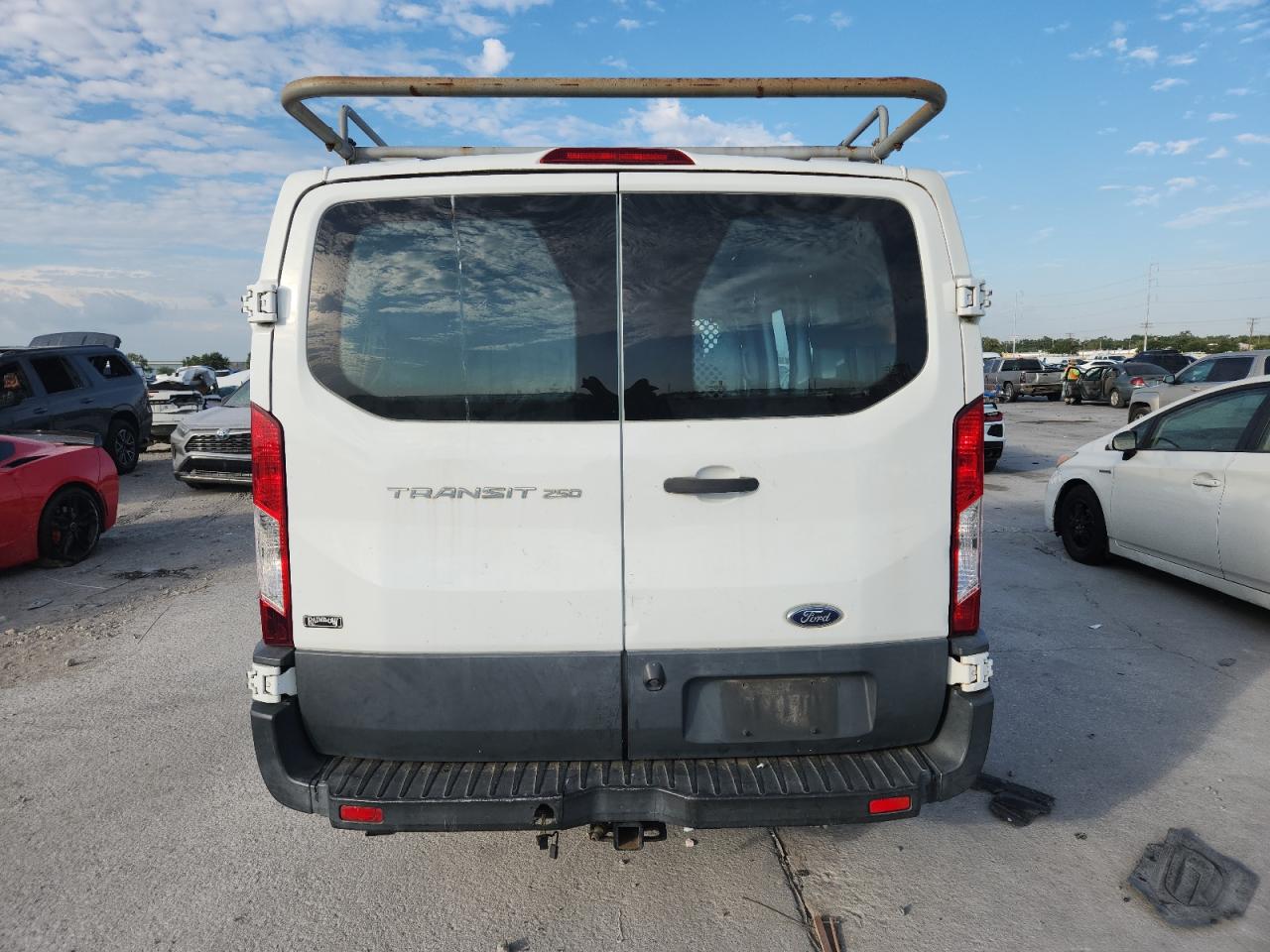 2016 Ford Transit T-250 VIN: 1FTYR1ZM2GKB36763 Lot: 71043775