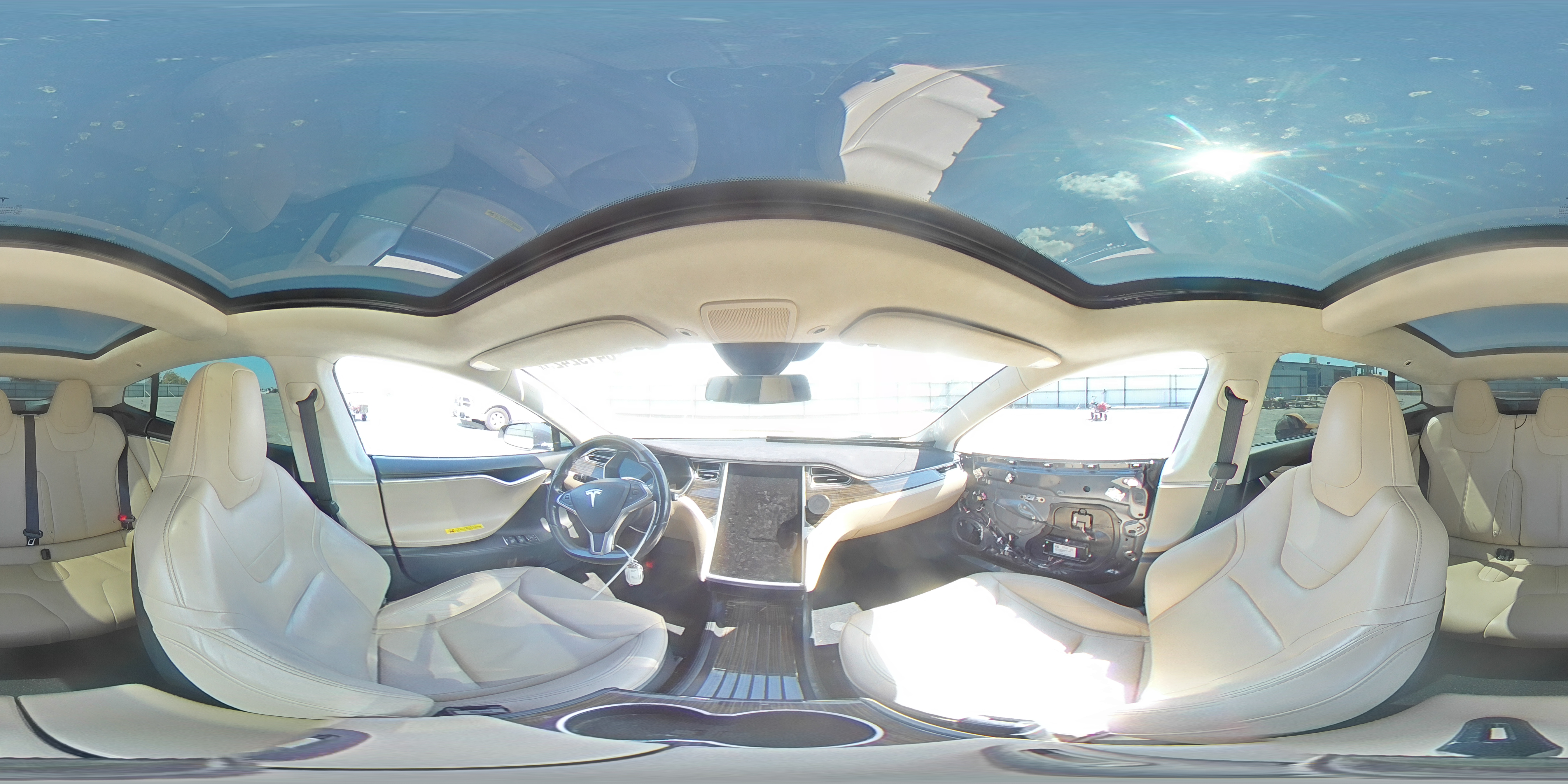 2016 Tesla Model S VIN: 5YJSA1E25GF126307 Lot: 84192425