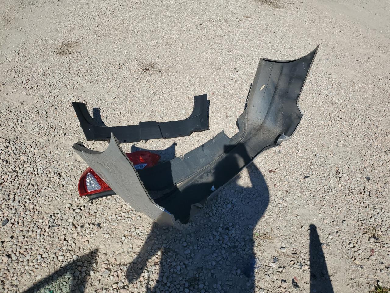 2012 Ford Fusion Se VIN: 3FAHP0HA7CR242337 Lot: 81239925