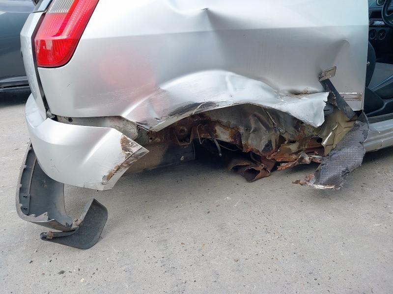 2003 FORD FIESTA FINESSE 