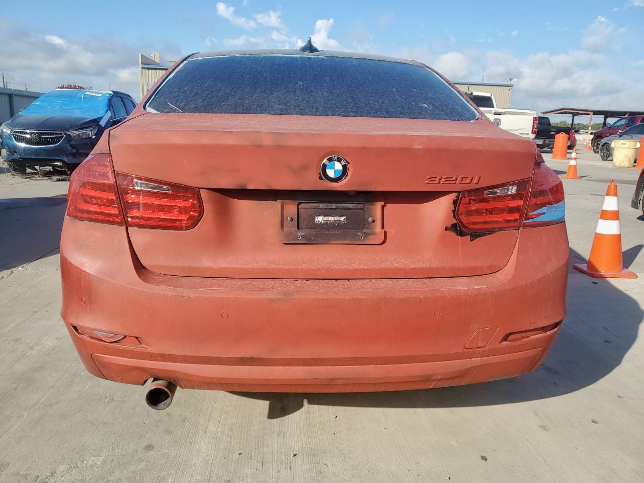 2015 BMW 320 I VIN: WBA3B1G5XFNT02709 Lot: 82062725