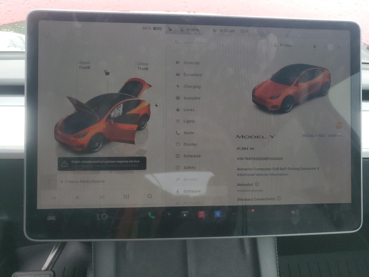 2024 Tesla Model Y VIN: 7SAYGDED4RF045929 Lot: 84024065