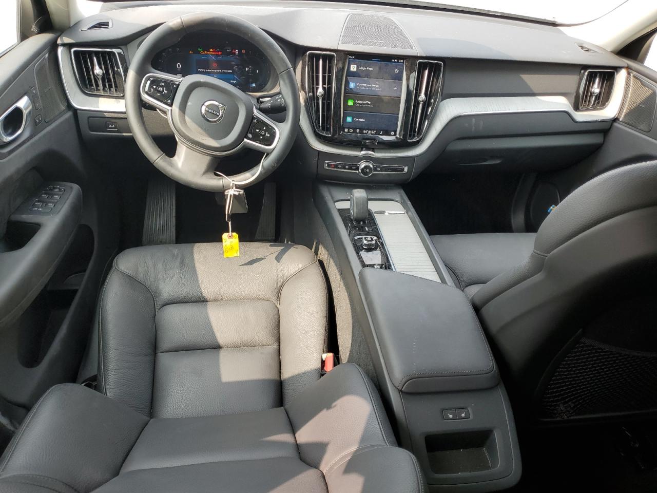 2025 Volvo Xc60 Plus VIN: YV4M12RC2S1056443 Lot: 71621705