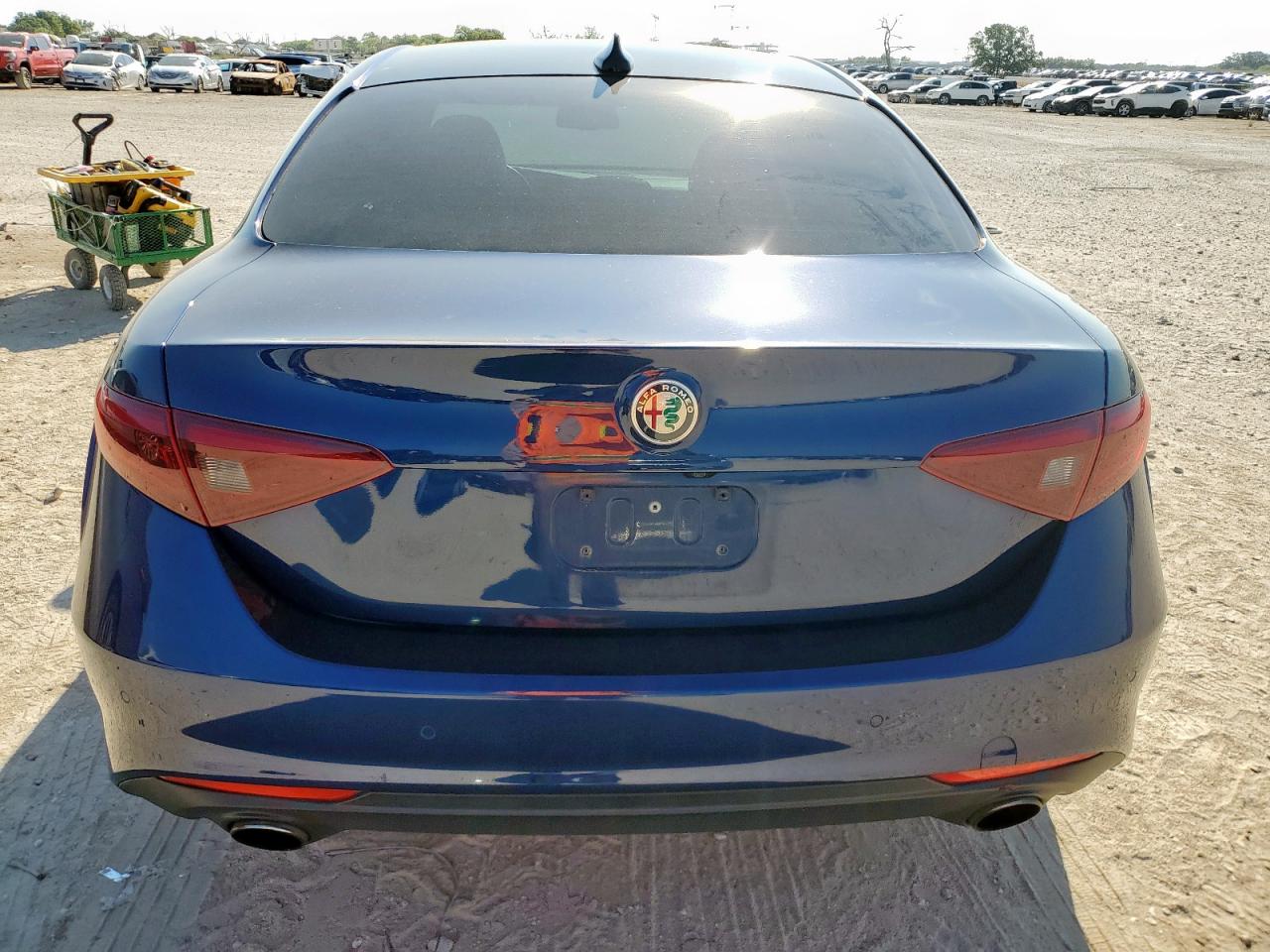 2017 Alfa Romeo Giulia Ti VIN: ZARFAECN9H7557333 Lot: 71635065