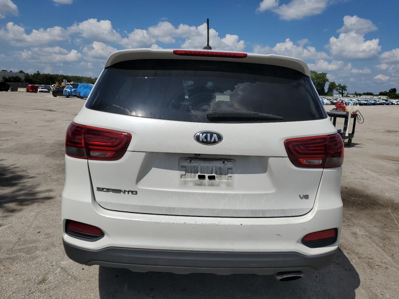 2019 Kia Sorento Lx VIN: 5XYPG4A58KG559076 Lot: 81610715