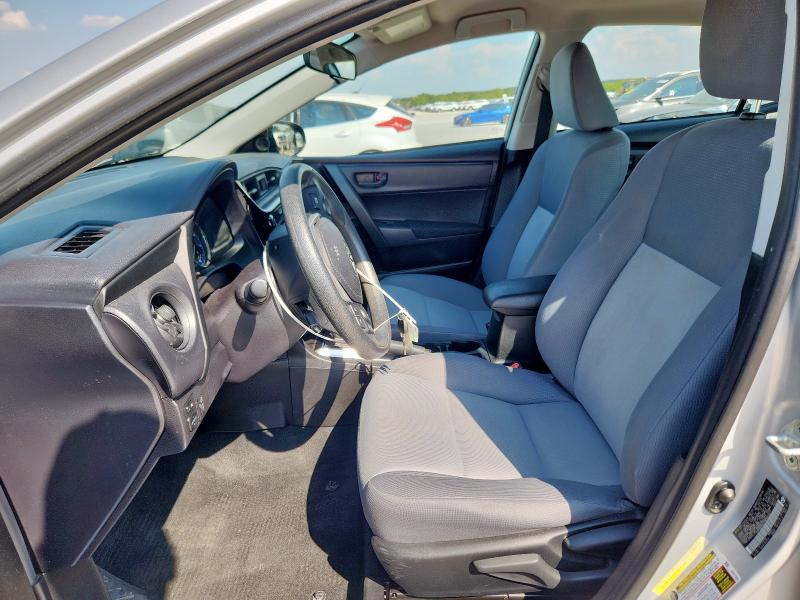  TOYOTA COROLLA 2017 Серебристый