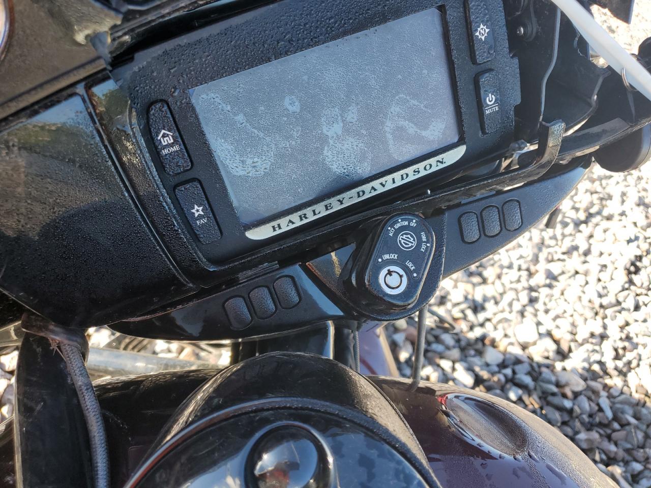 2018 Harley-Davidson Flhxs Street Glide Special VIN: 1HD1KRC12JB663467 Lot: 81774705