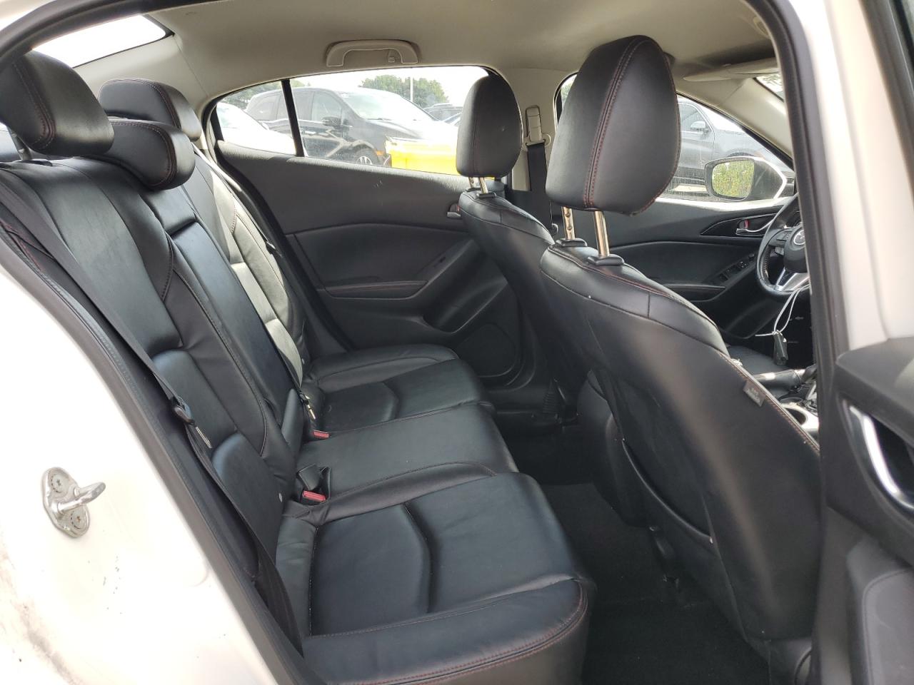 2014 Mazda 3 Touring VIN: JM1BM1V34E1197388 Lot: 84412425