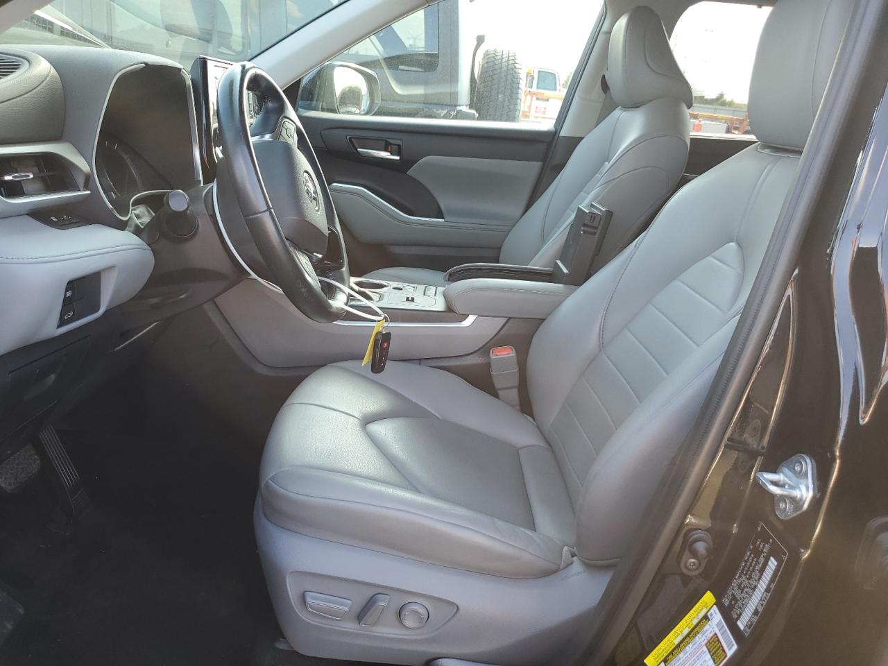 2021 Toyota Highlander Hybrid Xle VIN: 5TDHARAH8MS011923 Lot: 81606685