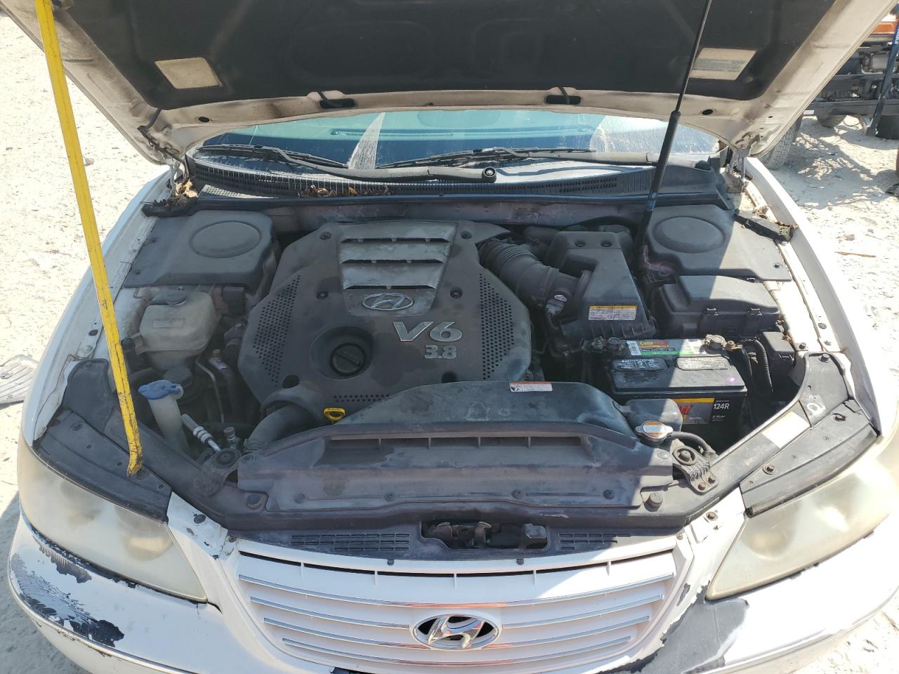 2007 Hyundai Azera Se VIN: KMHFC46F57A164381 Lot: 81478005