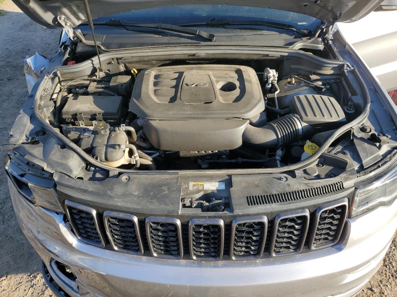 2020 Jeep Grand Cherokee Overland VIN: 1C4RJFCG1LC214000 Lot: 83834375