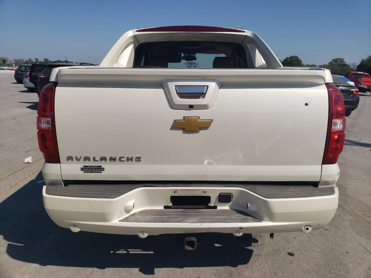 2012 Chevrolet Avalanche Ltz VIN: 3GNMCGE02CG302665 Lot: 81133975