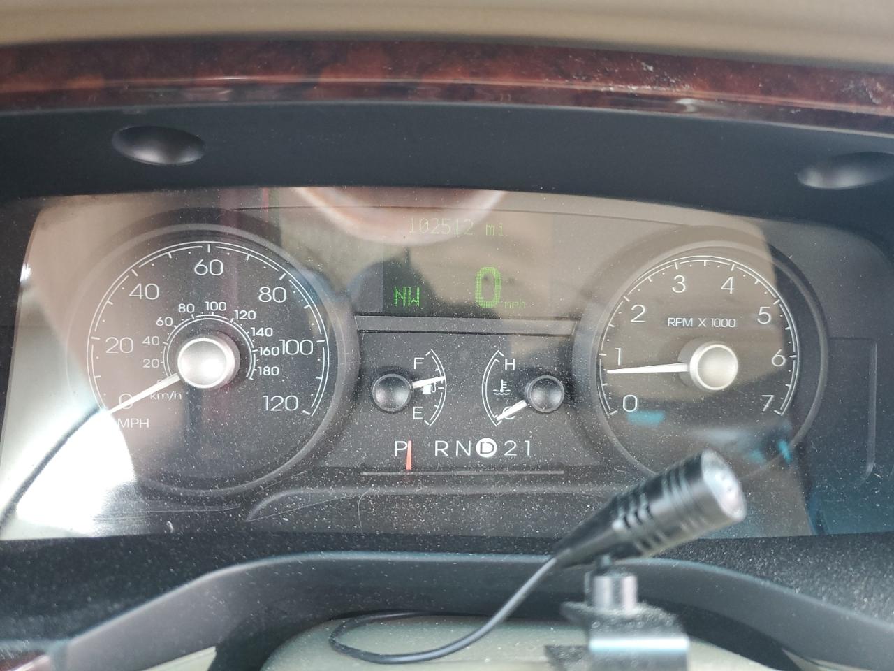 2008 Lincoln Town Car Signature Limited VIN: 2LNHM82V38X648732 Lot: 71407335