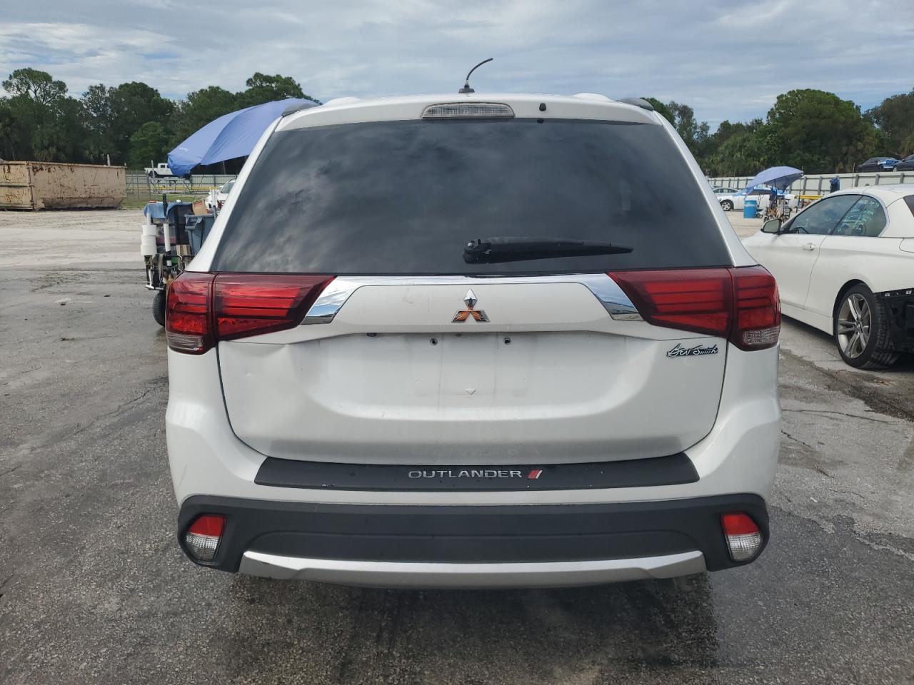 2016 Mitsubishi Outlander Se VIN: JA4AD3A34GZ054565 Lot: 84243245