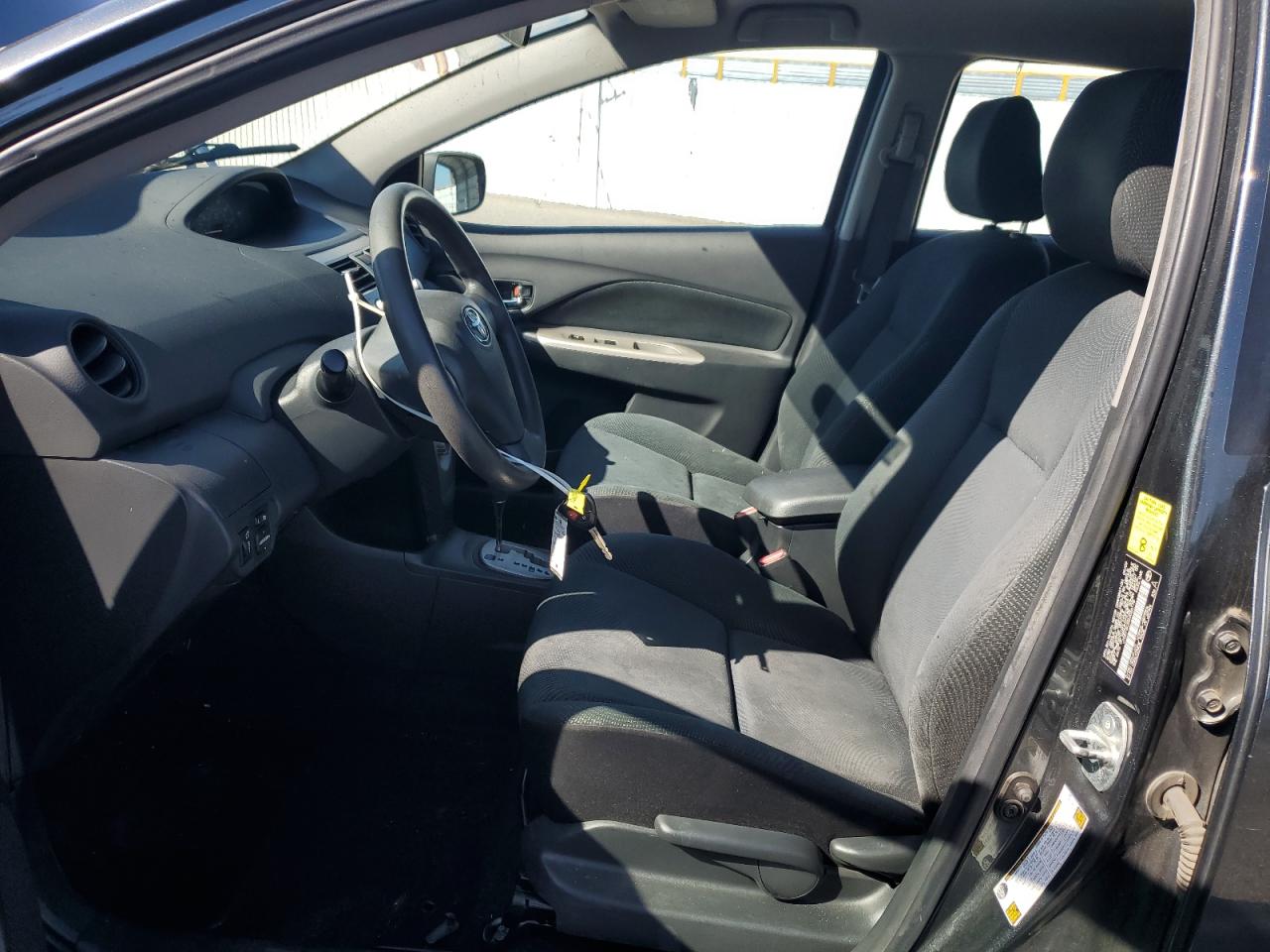 2010 Toyota Yaris VIN: JTDBT4K3XA4066175 Lot: 81949725