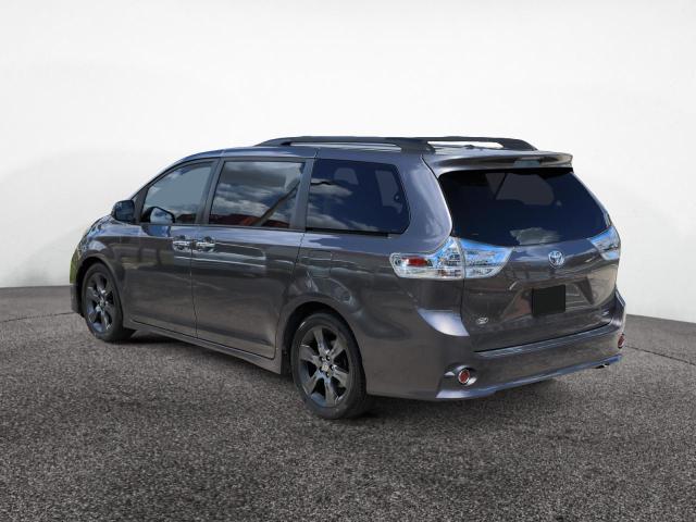 Минивэны TOYOTA SIENNA 2016 Серый