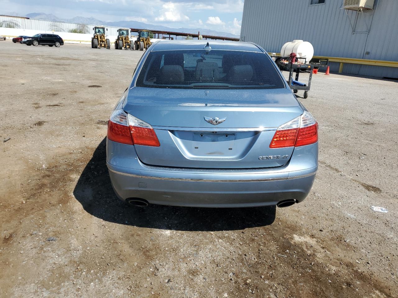 2010 Hyundai Genesis 4.6L VIN: KMHGC4DF5AU097861 Lot: 84283365