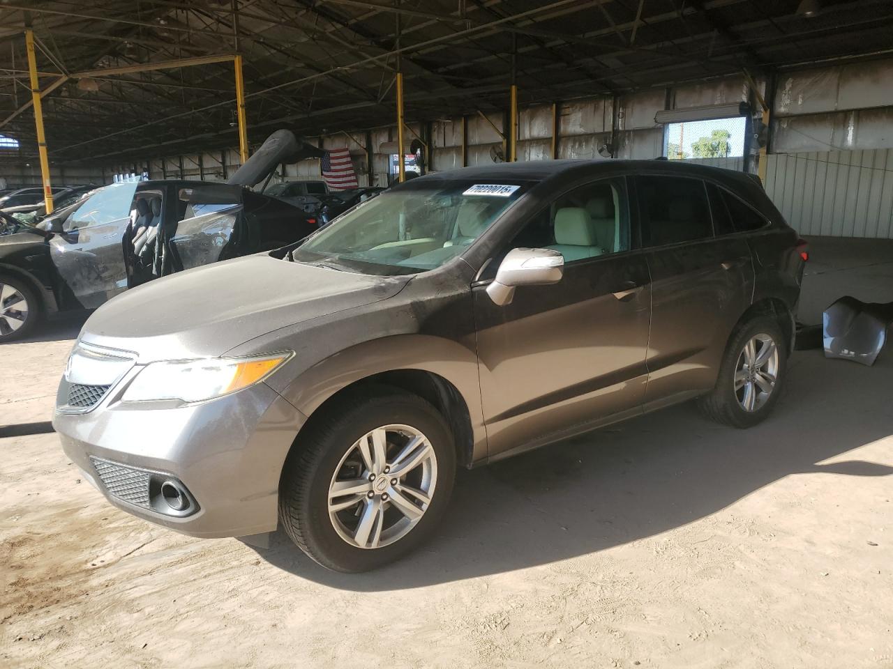 Фото: 5J8TB3H37DL008576