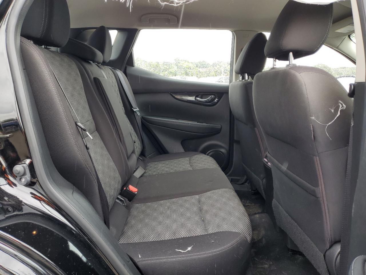 2018 Nissan Rogue Sport S VIN: JN1BJ1CR8JW252781 Lot: 80437995