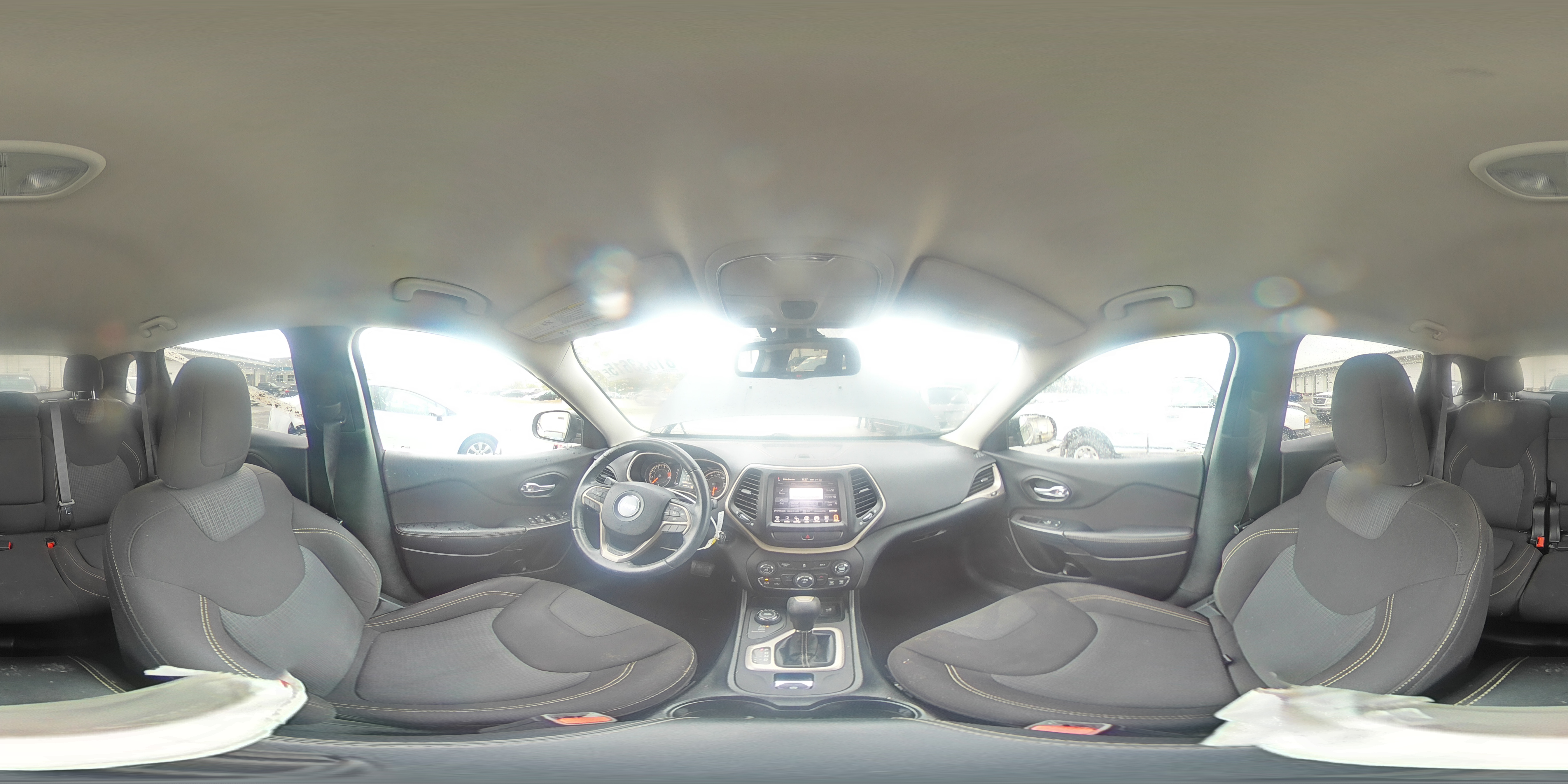 2016 Jeep Cherokee Latitude VIN: 1C4PJMCB6GW300987 Lot: 81633615